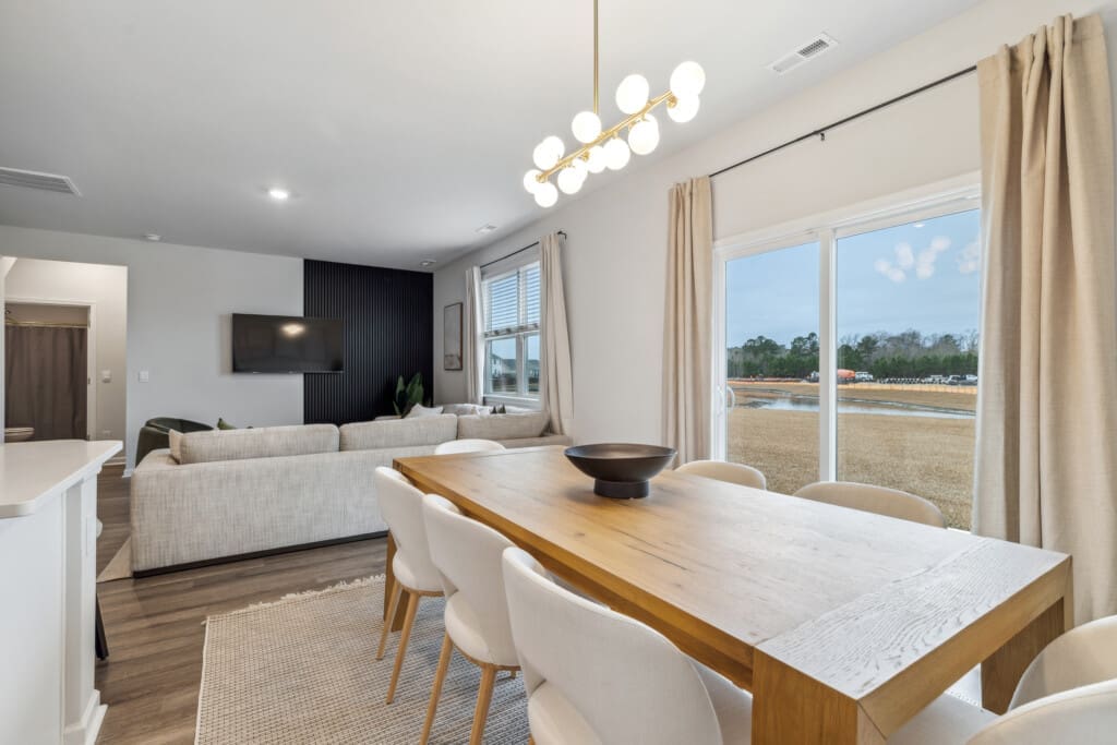 GI 103 N Farmhouse Dr Rental 43