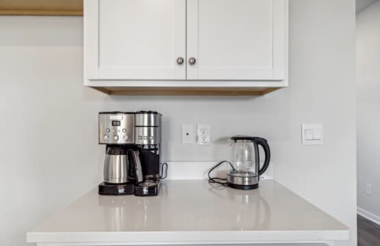 GI 103 N Farmhouse Dr Rental 28