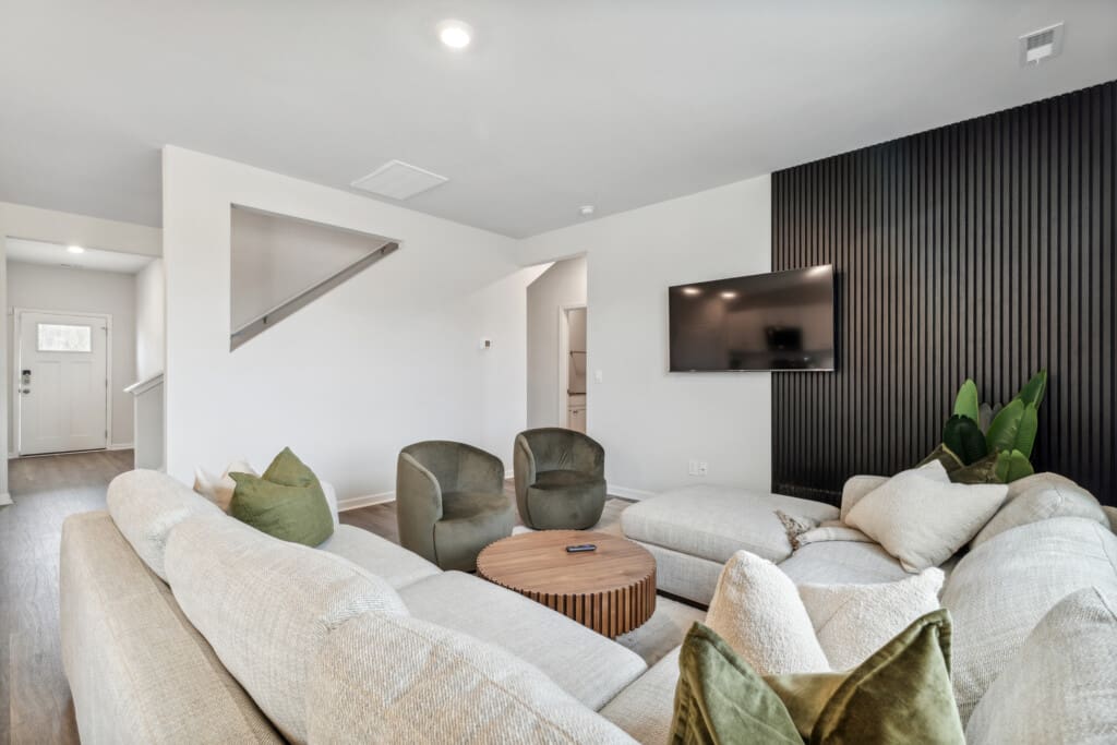 GI 103 N Farmhouse Dr Rental 33