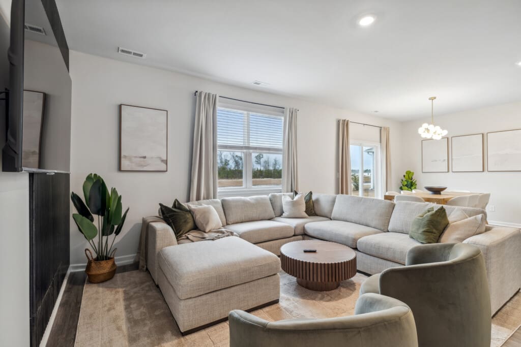 GI 103 N Farmhouse Dr Rental 36