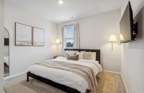 GI 103 N Farmhouse Dr Rental 44