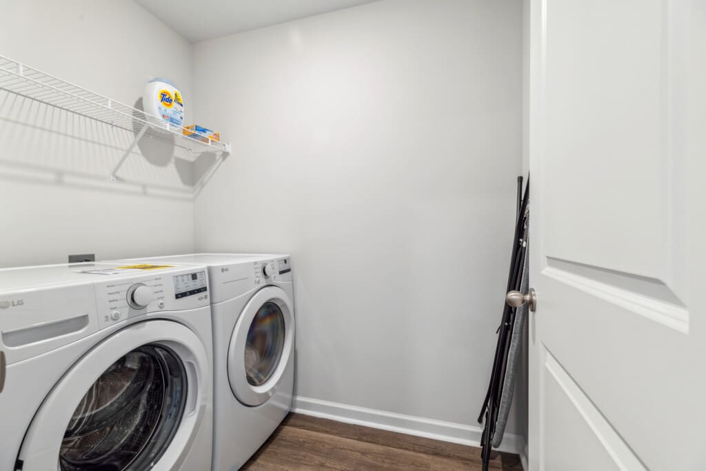 GI 103 N Farmhouse Dr Rental 87