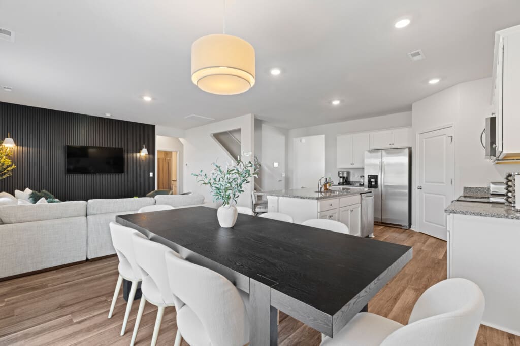 GI 234 N Farmhouse Dr Rental 33