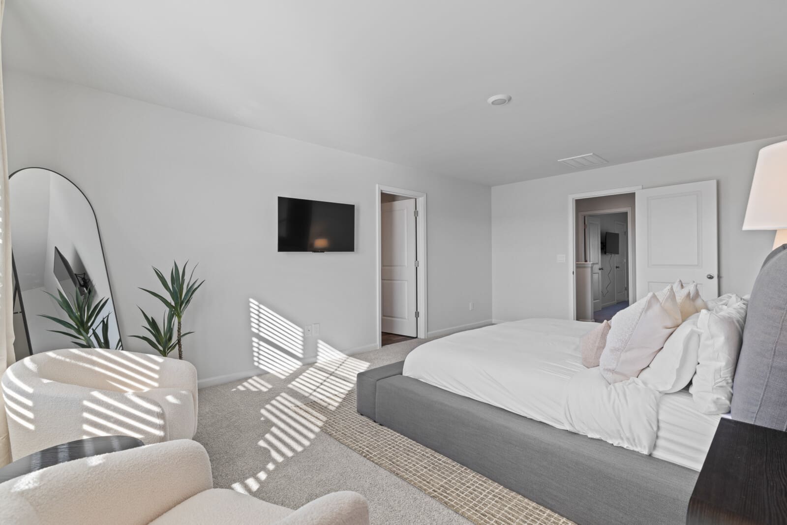 GI 234 N Farmhouse Dr Rental 53