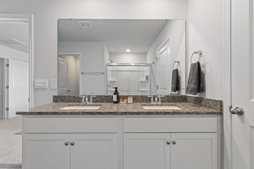 GI 234 N Farmhouse Dr Rental 57