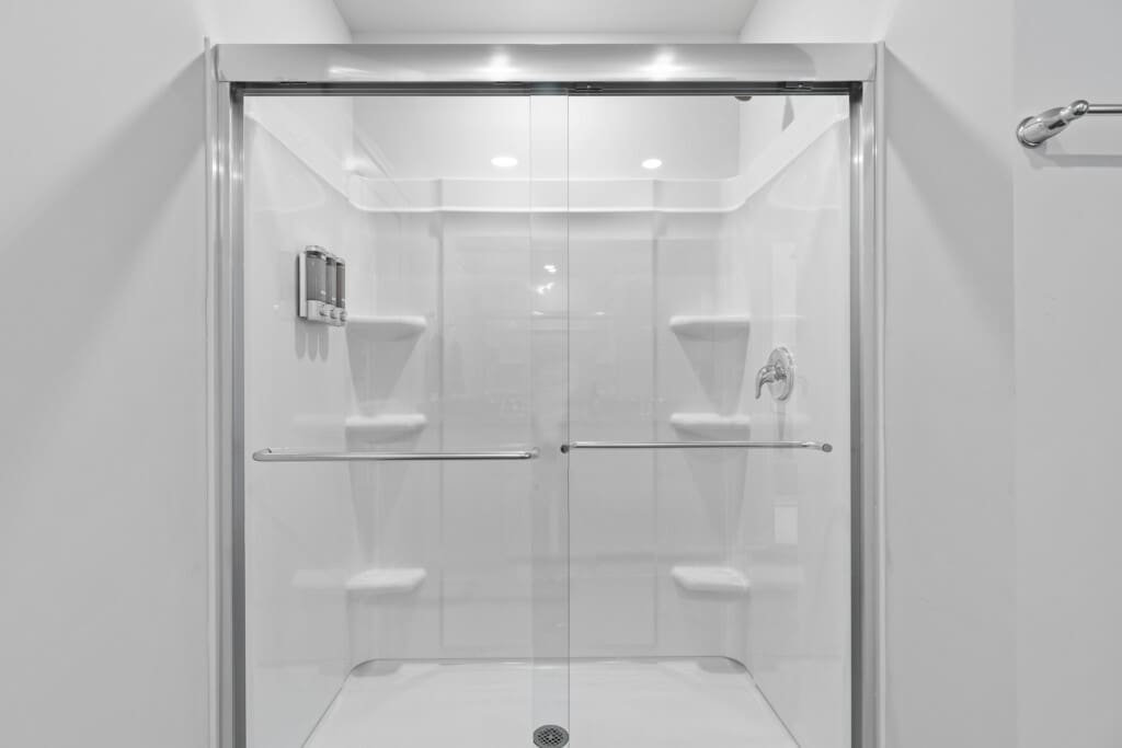 GI 234 N Farmhouse Dr Rental 58